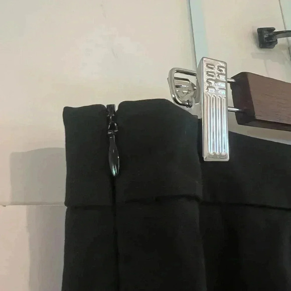 Talbots Chatham Ankle Black Dress Pants with side zipper Size 10P EUC - Picture 2 of 6